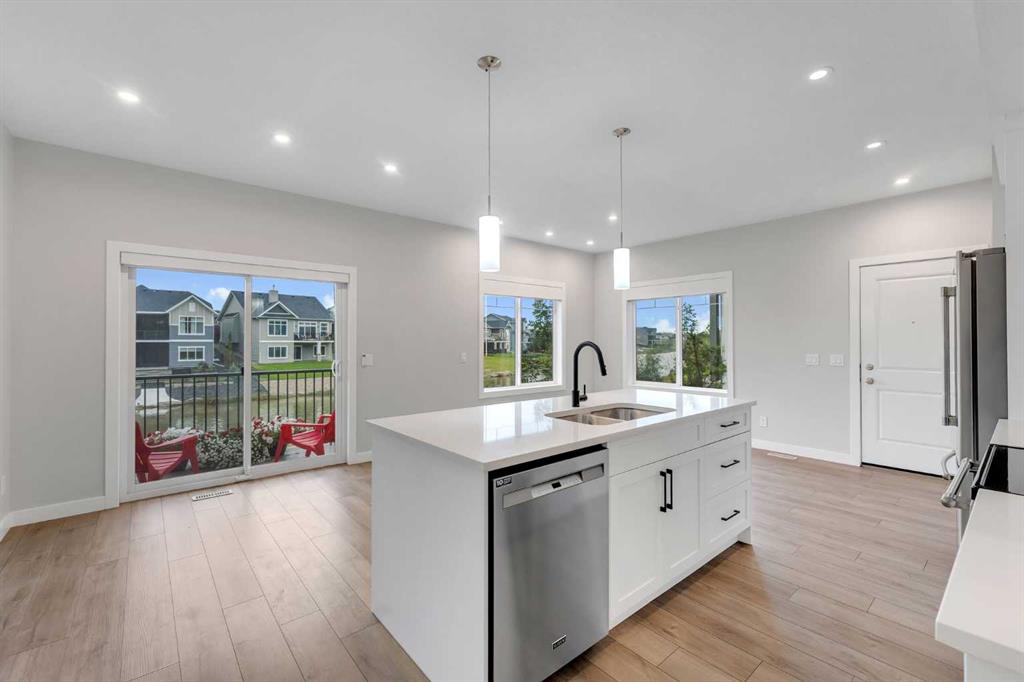 284 Canals Crossing SW, Airdrie, Alberta, T4B 4L3