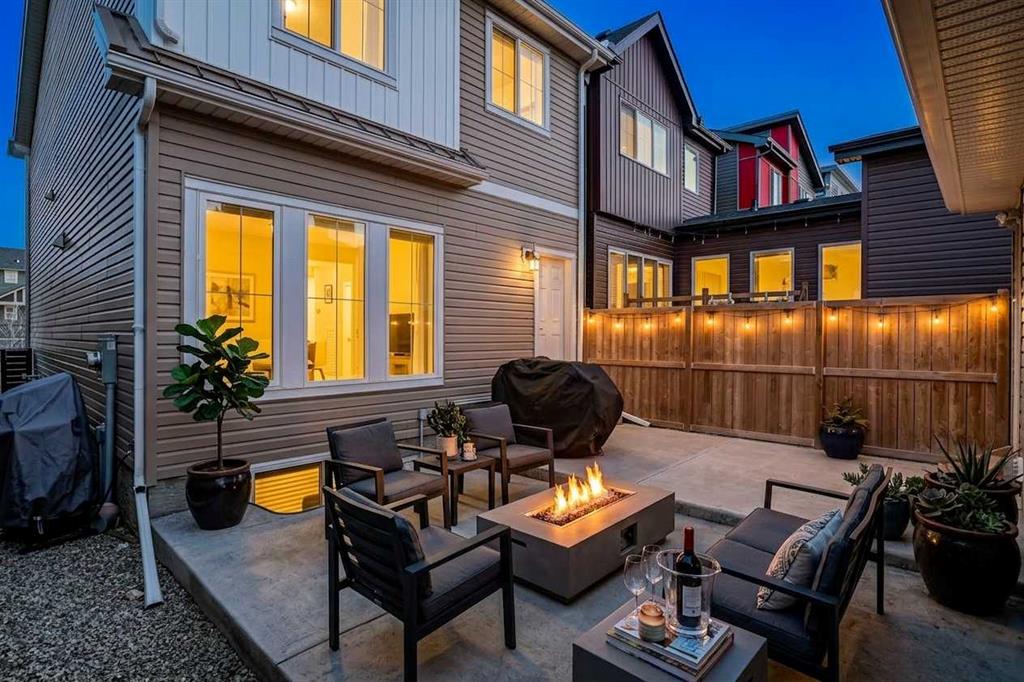 226 148 Avenue NW, Calgary, Alberta, T3P 1N1