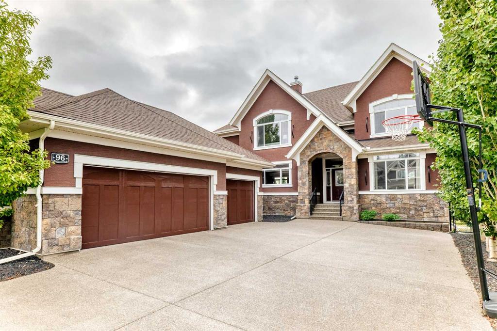 96 Cranarch Heights SE, Calgary, Alberta, T3M 0S7