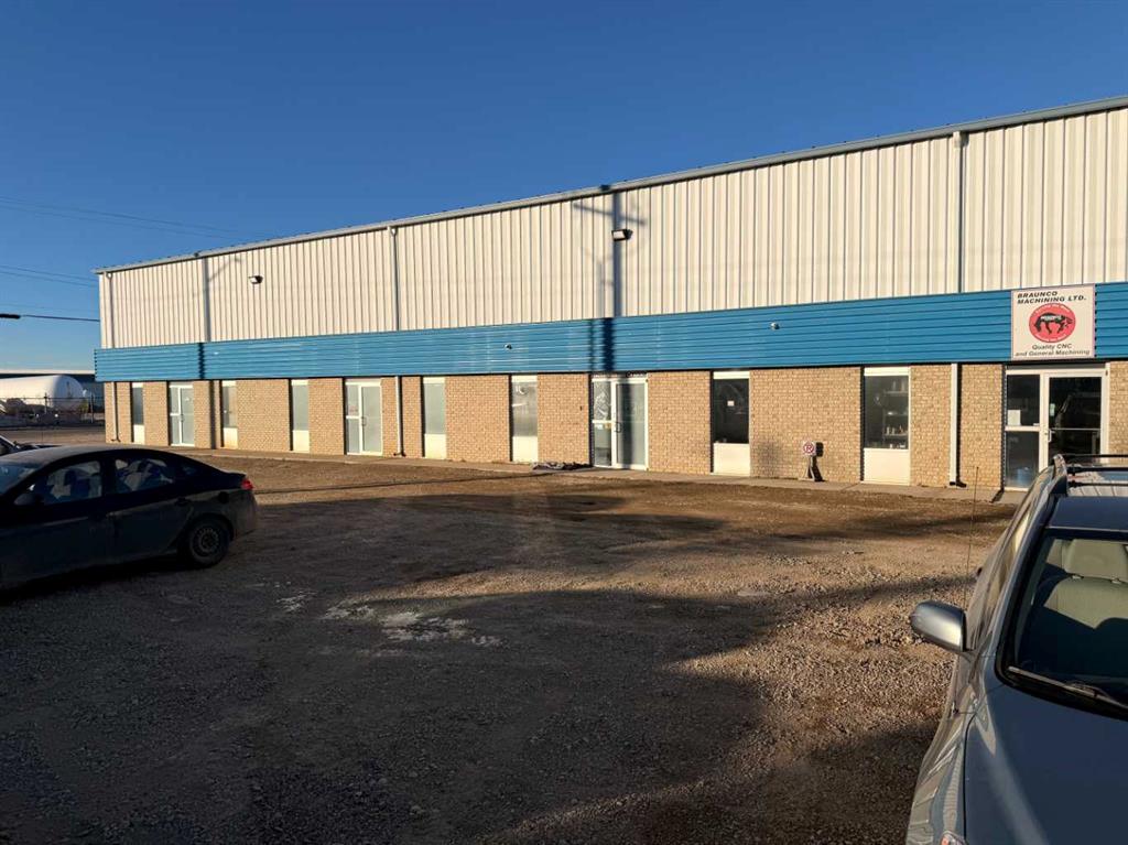 #3 701 McCool Street, Crossfield, Alberta, T0M 0S0