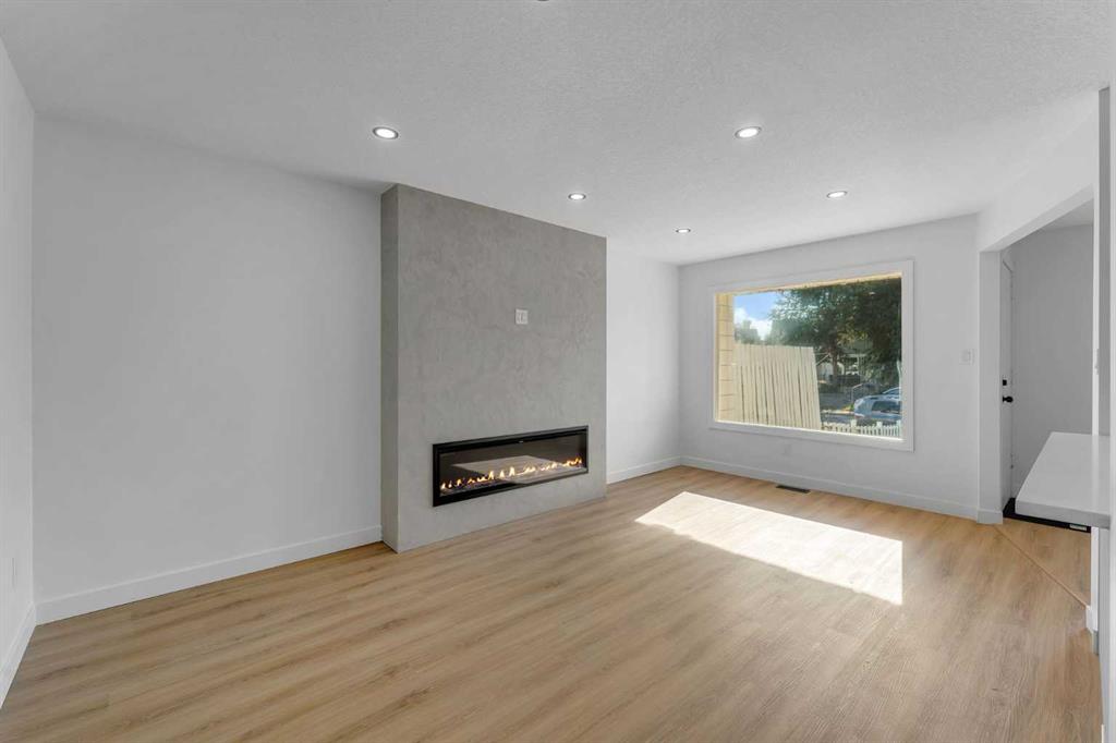 7630 24 Street SE, Calgary, Alberta, T2C 0Y8