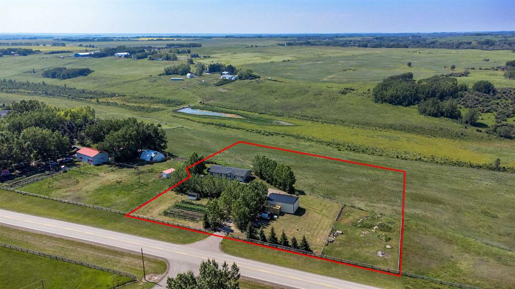 280285 Symons Valley Road, Rural Rocky View County, Alberta, T4B 2A3