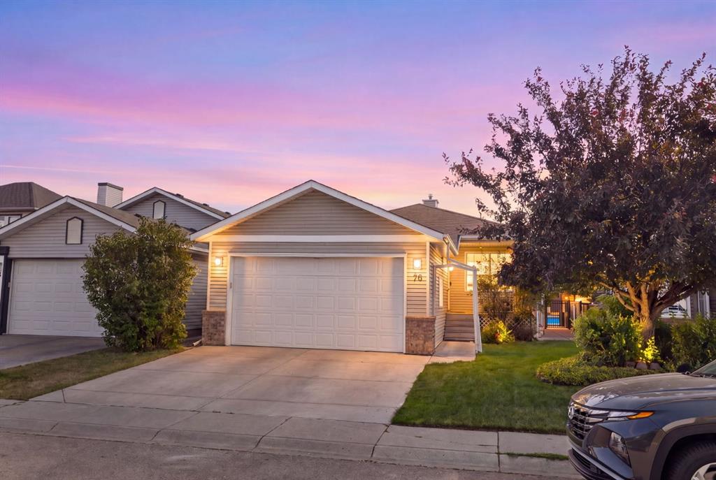 76 Douglas Ridge Close SE, Calgary, Alberta, T2Z 2M3