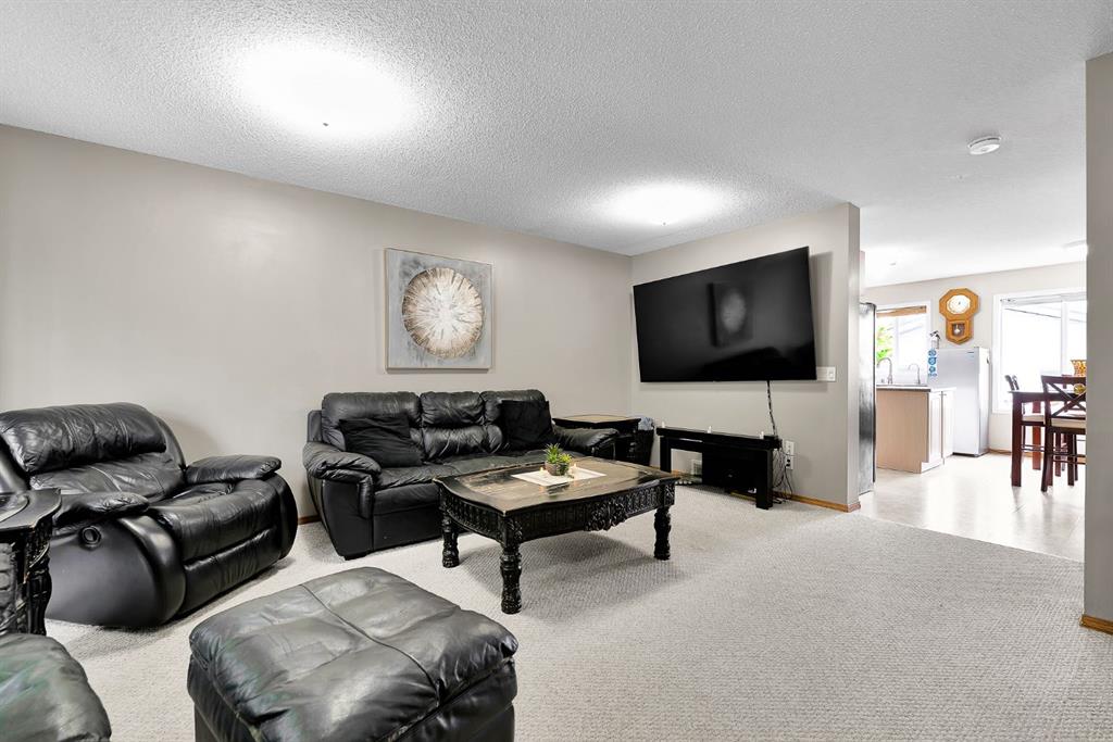 238 Covepark Way NE, Calgary, Alberta, T3K 5T6
