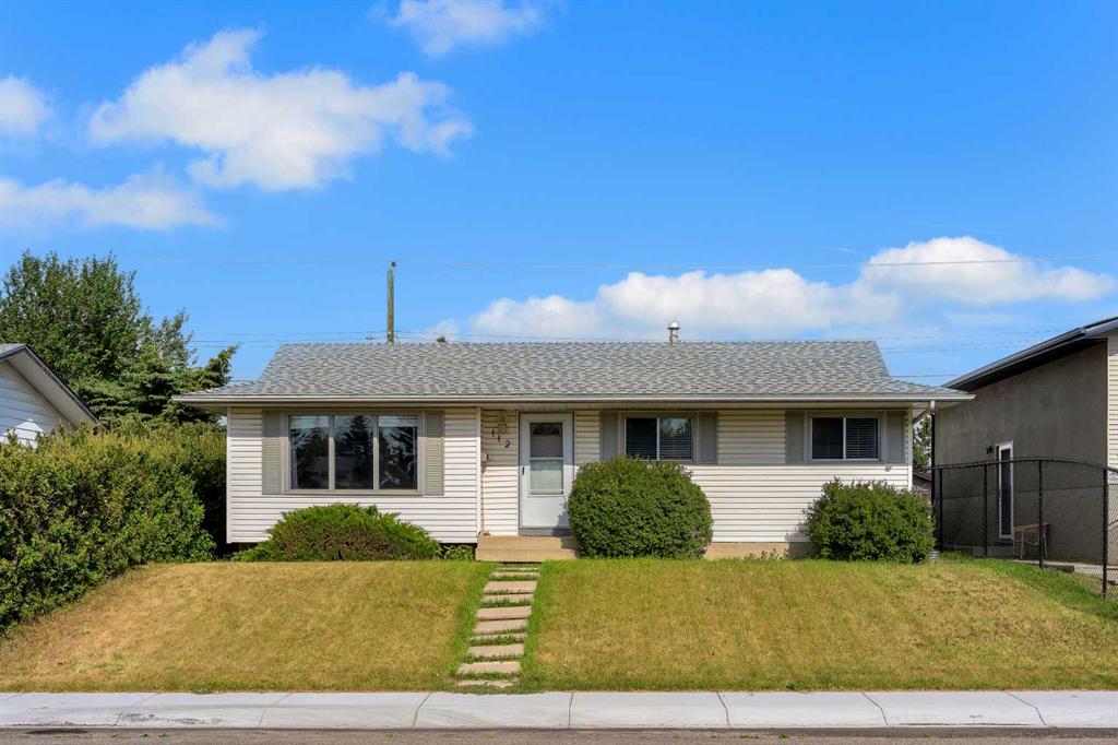 112 Penmeadows Close SE, Calgary, Alberta, T2A 3S2
