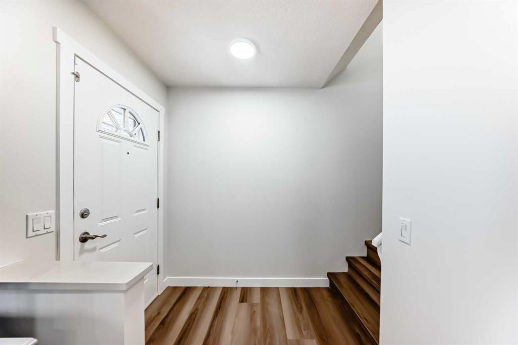 170 Country Holls Heights, Calgary, Alberta, T3K 5C6