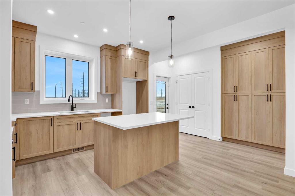 45 Hotchkiss Gardens SE, Calgary, Alberta, T3S 0T6