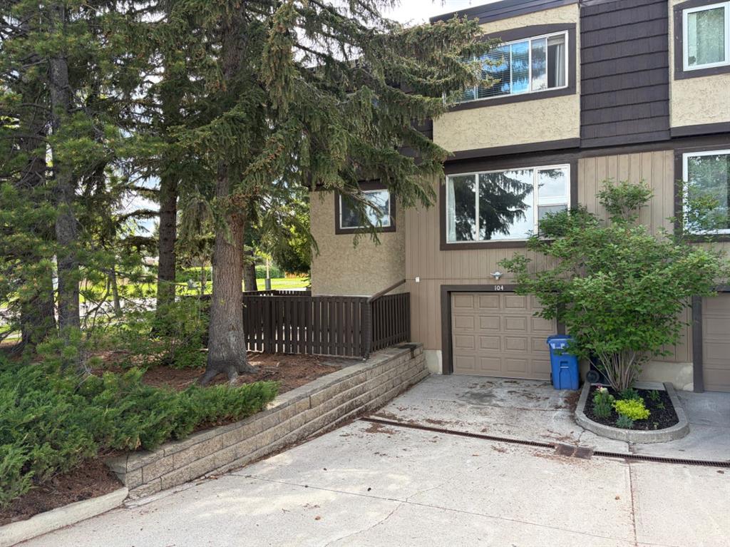 #104 3130 66 Avenue SW, Calgary, Alberta, T3E 5K8