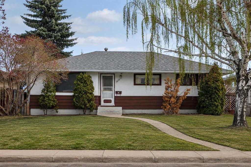 2622 42 Street SE, Calgary, Alberta, T2B 1G7