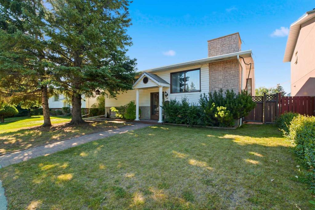 16 Dalroy Crescent NW, Calgary, Alberta, T3A 1G3