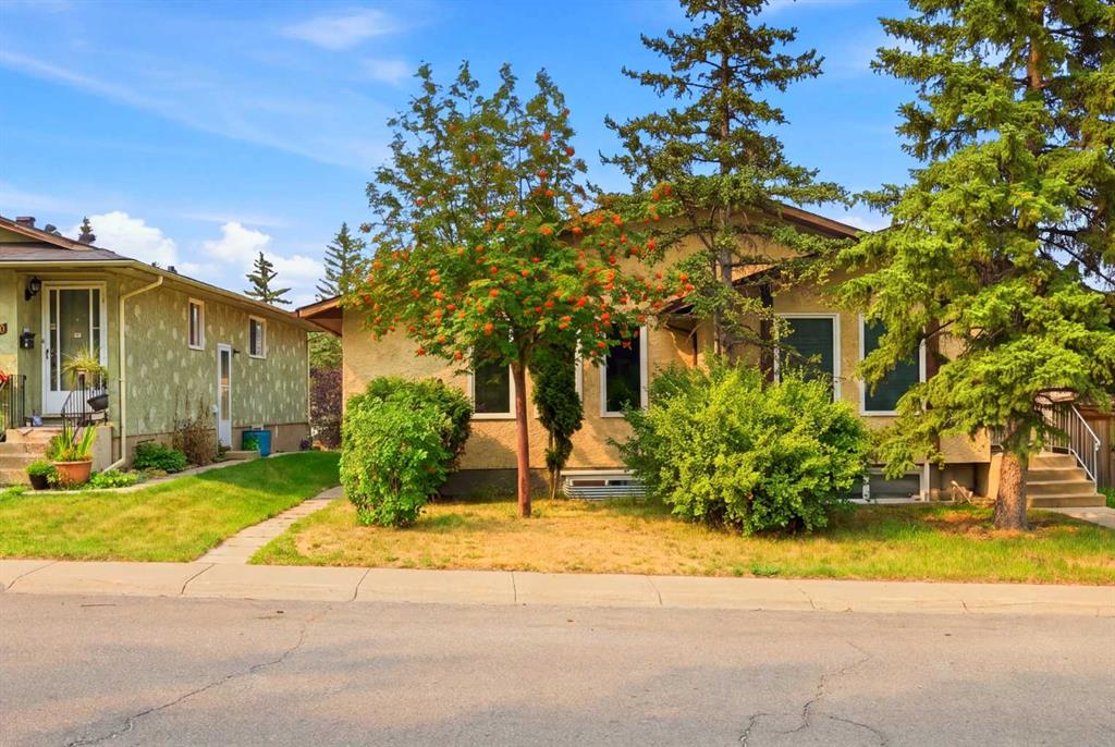 228 Berwick Drive NW, Calgary, Alberta, T3K 1P5