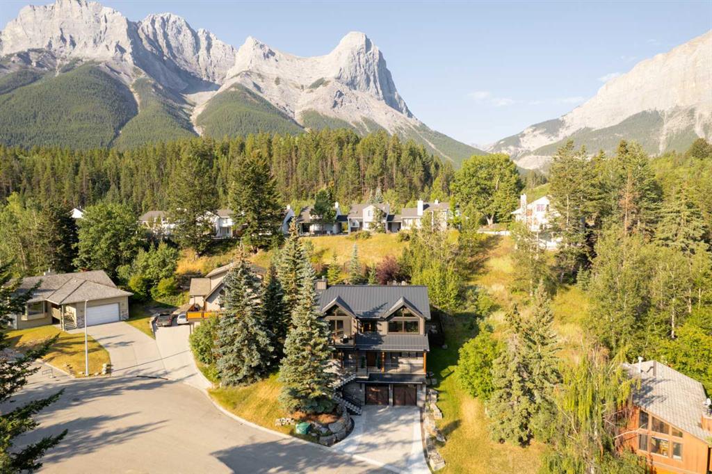 104 Rummel Place, Canmore, Alberta, T1W 2N4
