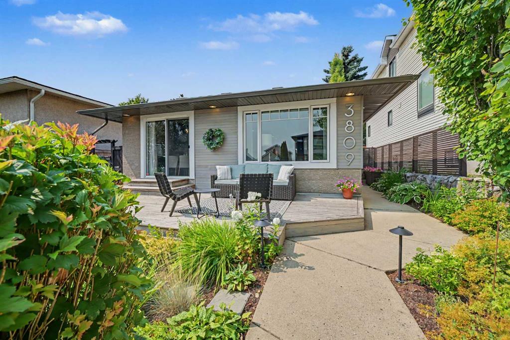 3809 Parkhill Street SW, Calgary, Alberta, T2S 2Z5