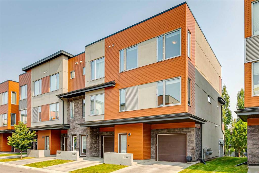 102 Shawnee Common SW, Calgary, Alberta, T2Y 0P9