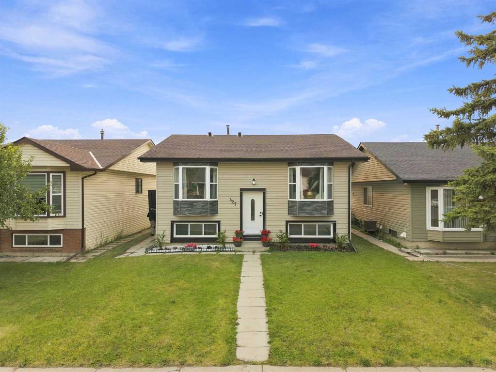 427 Falmere Road NE, Calgary, Alberta, T3J 2Z8