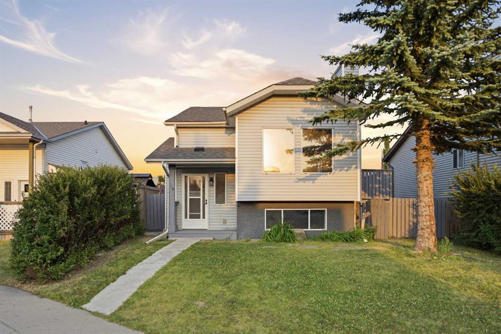 52 Erin Meadows Court SE, Calgary, Alberta, T2B2Z7