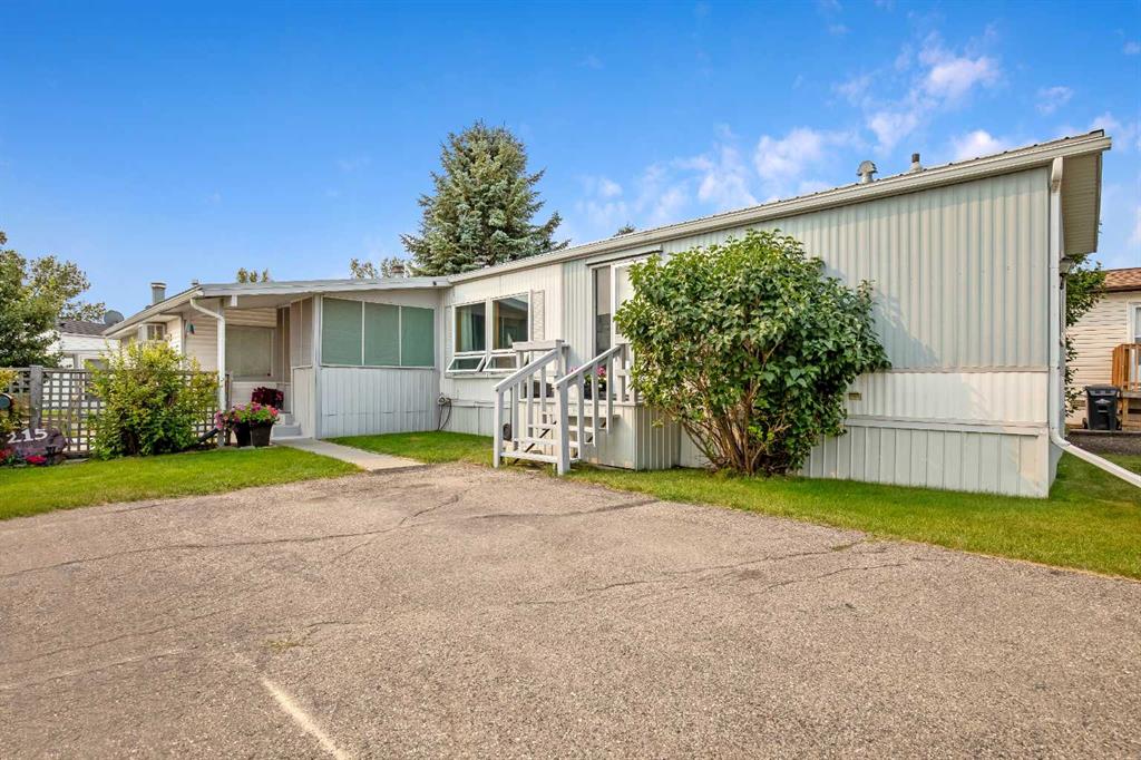 215 Homestead Close, High River, Alberta, T1V 1J8