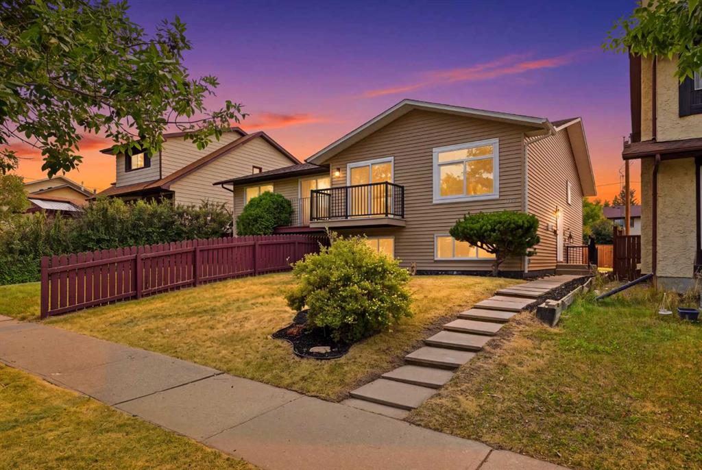 1387 Berkley Drive NW, Calgary, Alberta, T3K 1T5