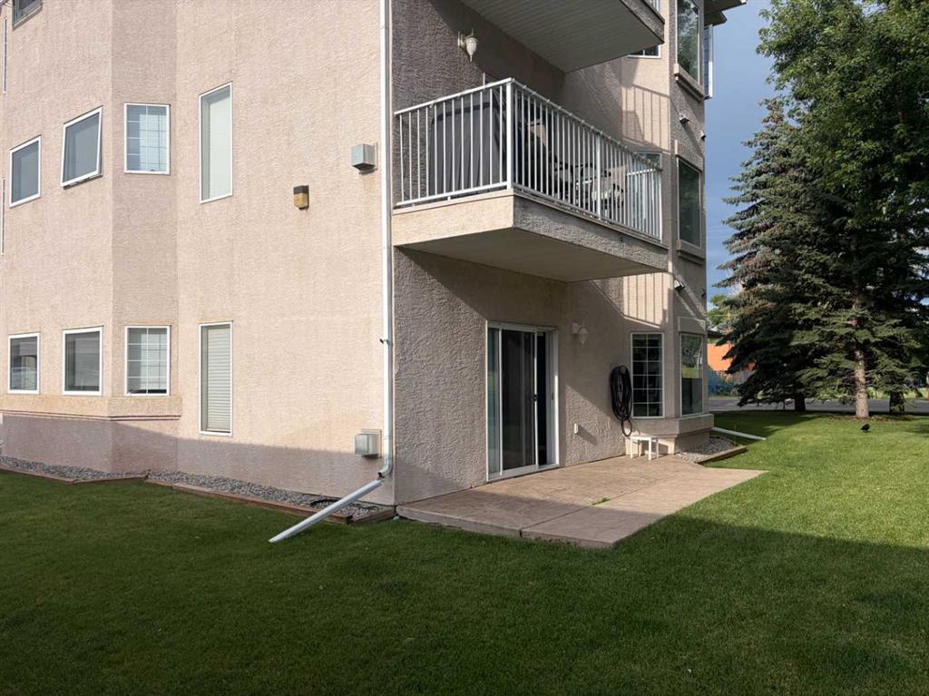 #101 7 Lineham Avenue, Okotoks, Alberta, T1S 1Z3