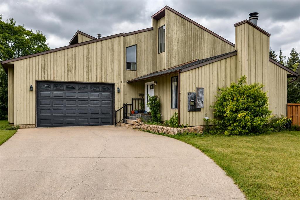 55 Pineland Close NE, Calgary, Alberta, T1Y 3H2