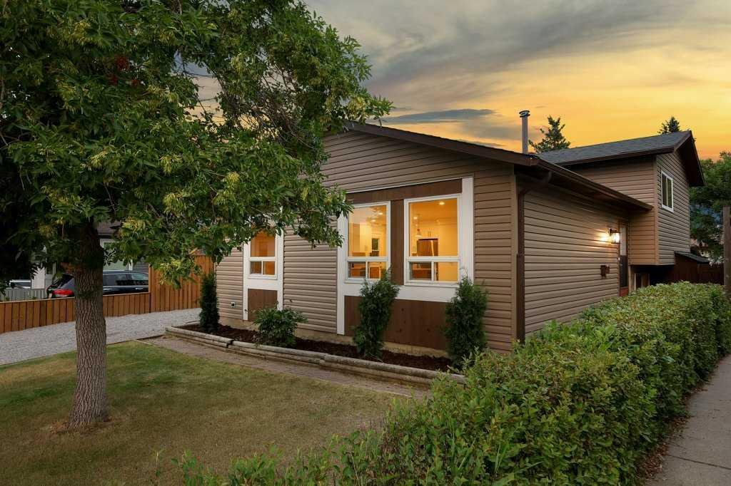 20 Bernard Way NW, Calgary, Alberta, T3K 2B9