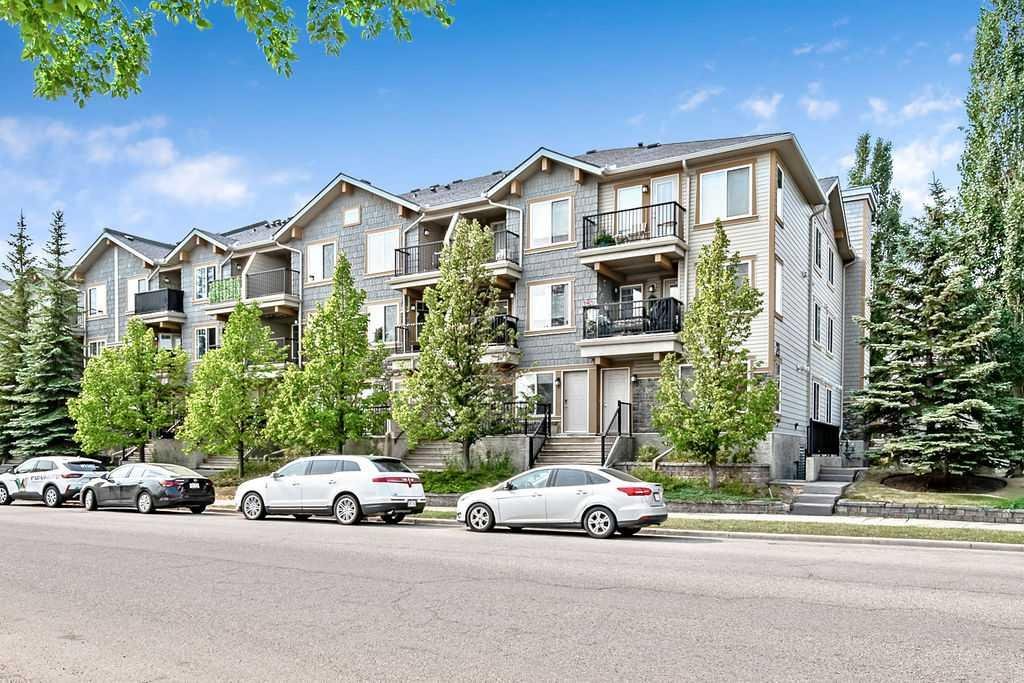 #2 21 Mckenzie Towne Gate SE, Calgary, Alberta, T2Z 0C5