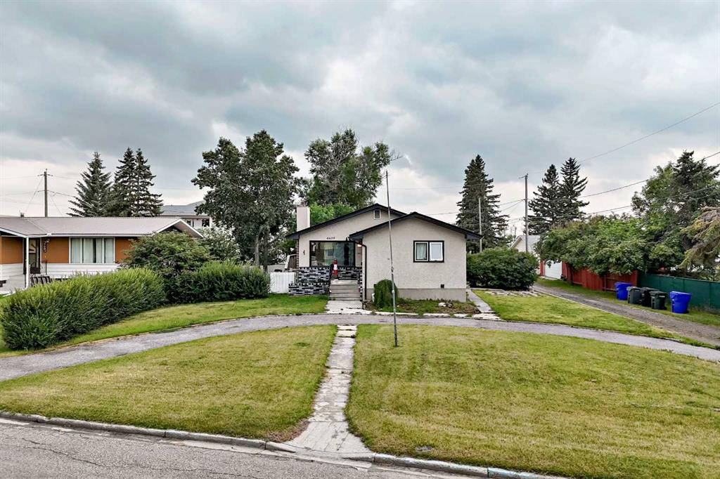 4609 52 Street, Olds, Alberta, T4H 1E8