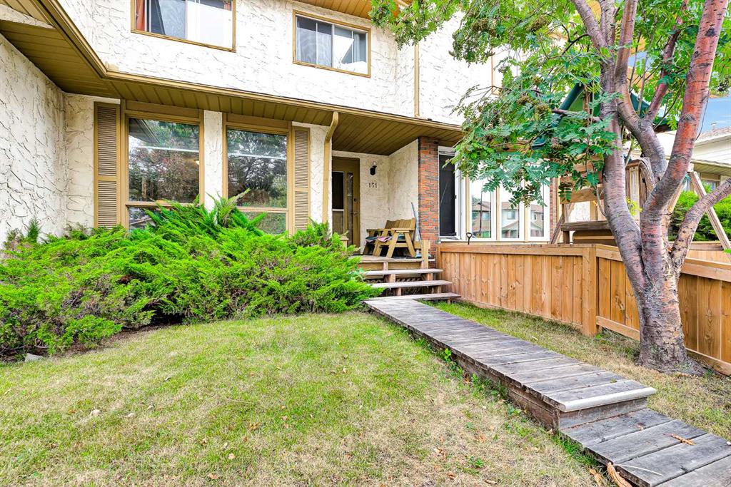 151 Midbend Place SE, Calgary, Alberta, T2X2J8