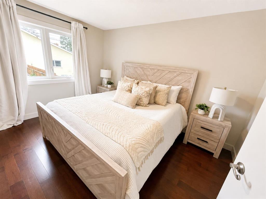 2807 29 Street SW, Calgary, Alberta, T3E 2K7