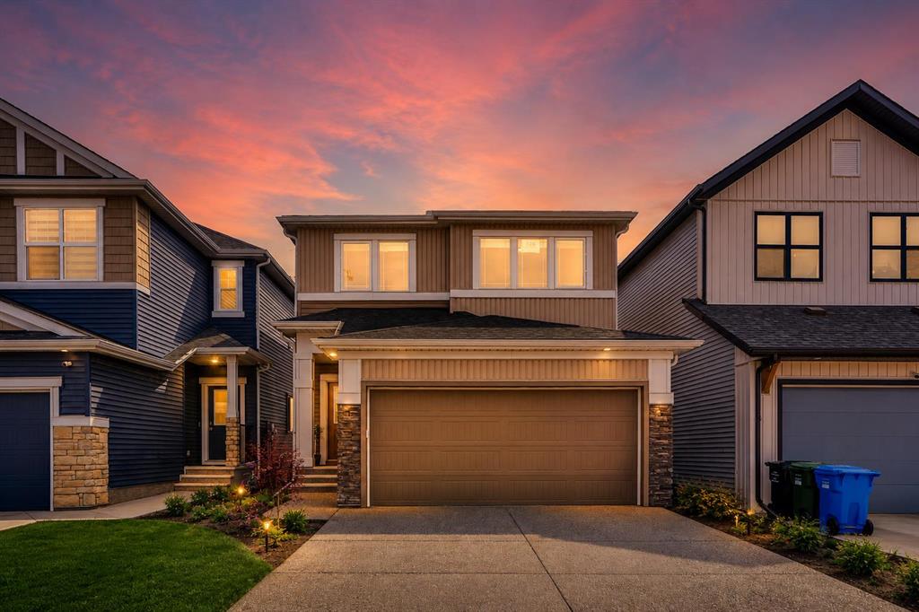 126 Hotchkiss Manor SE, Calgary, Alberta, T3S 0G1