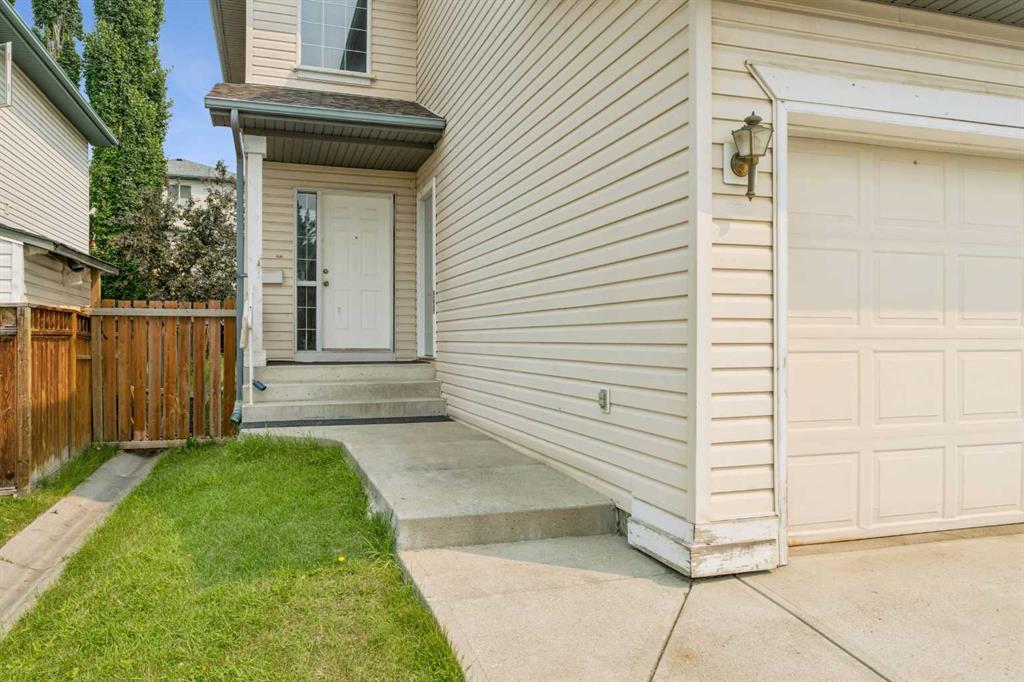 181 Tuscarora Place NW, Calgary, Alberta, T3L2G1