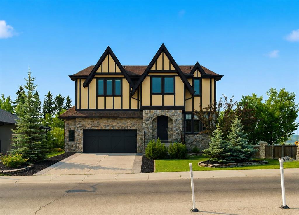 8243 Fortress Drive SW, Calgary, Alberta, T3H 0T8