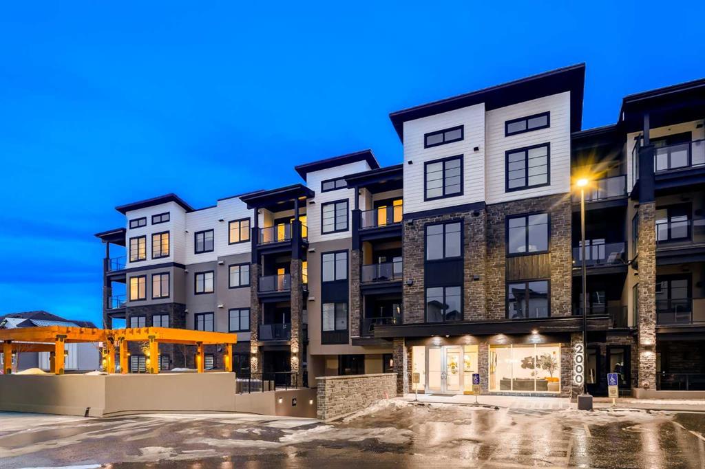 #2103 2117 81 Street SW, Calgary, Alberta, T3H 6H5