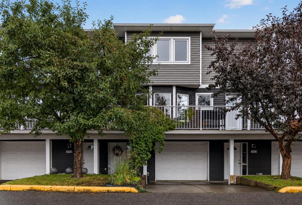 592 Regal Park NE, Calgary, Alberta, T2E 0S6