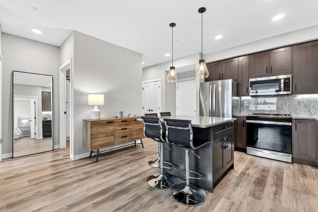 #401 150 Shawnee Square SW, Calgary, Alberta, T2Y 0T6