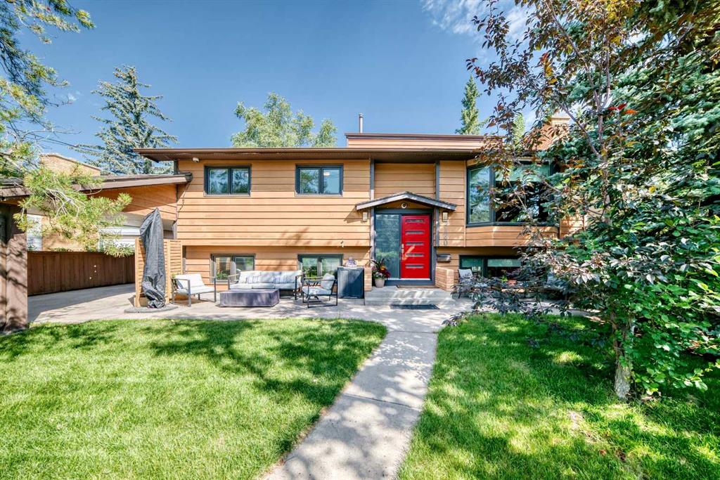 9120 48 Avenue NW, Calgary, Alberta, T3B 2B2