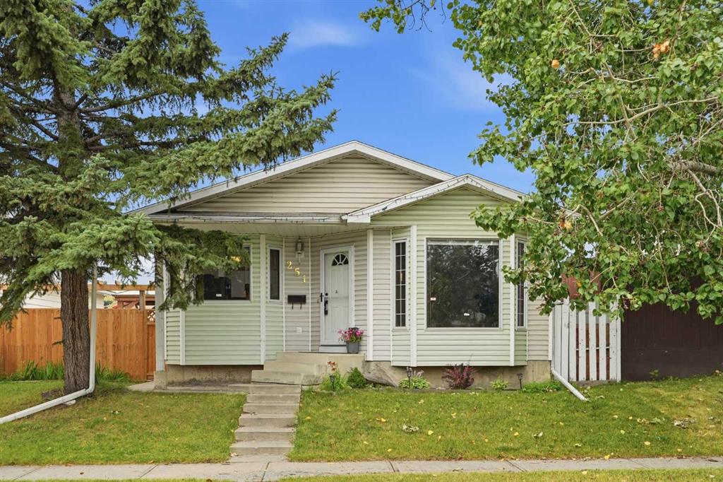 251 Erin Woods Drive SE, Calgary, Alberta, T2Z 2V8