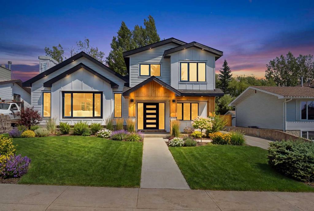 3375 Breton Close NW, Calgary, Alberta, T2L 1X3