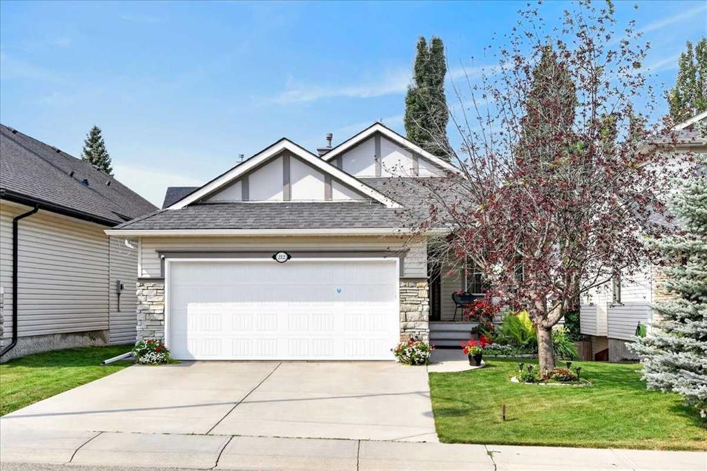 212 Cresthaven Place SW, Calgary, Alberta, T3B 5W4