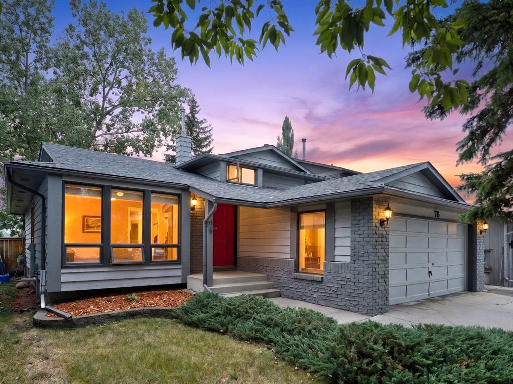 76 Deermoss Crescent SE, Calgary, Alberta, T2J 6P4