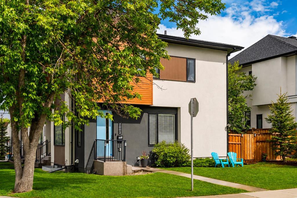 2002 35 Street SW, Calgary, Alberta, T3E2X6