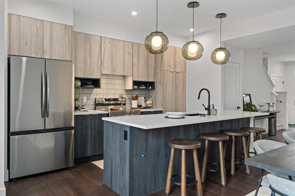 7178 Rangeview Avenue SE, Calgary, Alberta, T3S 0S5