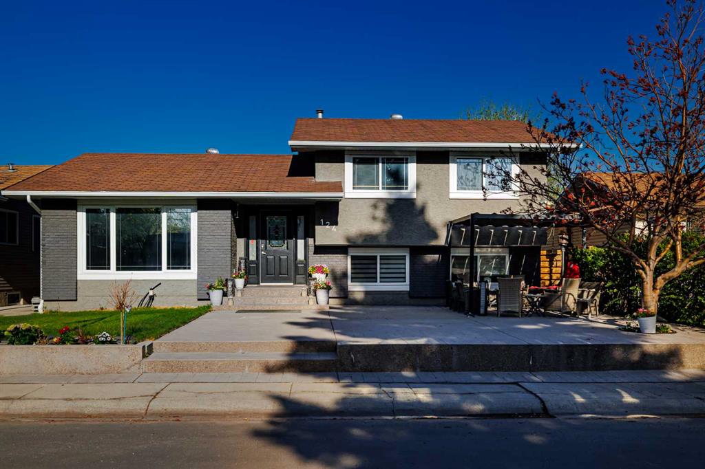 124 Whiteside Crescent NE, Calgary, Alberta, T1Y 2A7