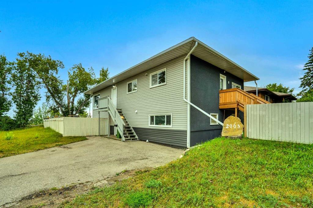 2003 62 Avenue SE, Calgary, Alberta, T4C 0C2