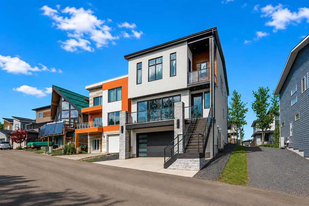 49 Rockhaven Green NW, Calgary, Alberta, T3G 5H3