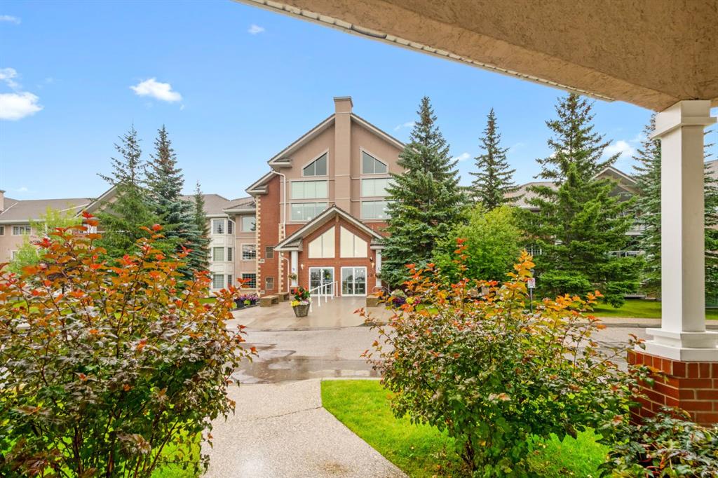 #246 6868 Sierra Morena Boulevard SW, Calgary, Alberta, T3H 3R6