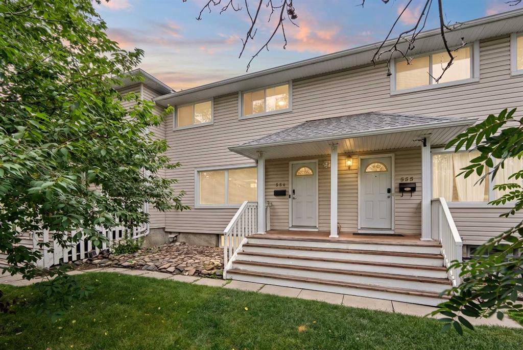 554 Killarney Glen Court SW, Calgary, Alberta, T3E 7H4