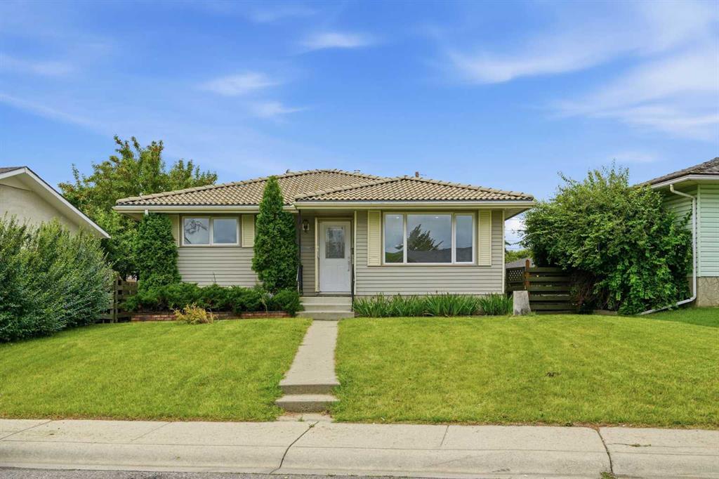 52 Penedo Place SE, Calgary, Alberta, T2A3N8