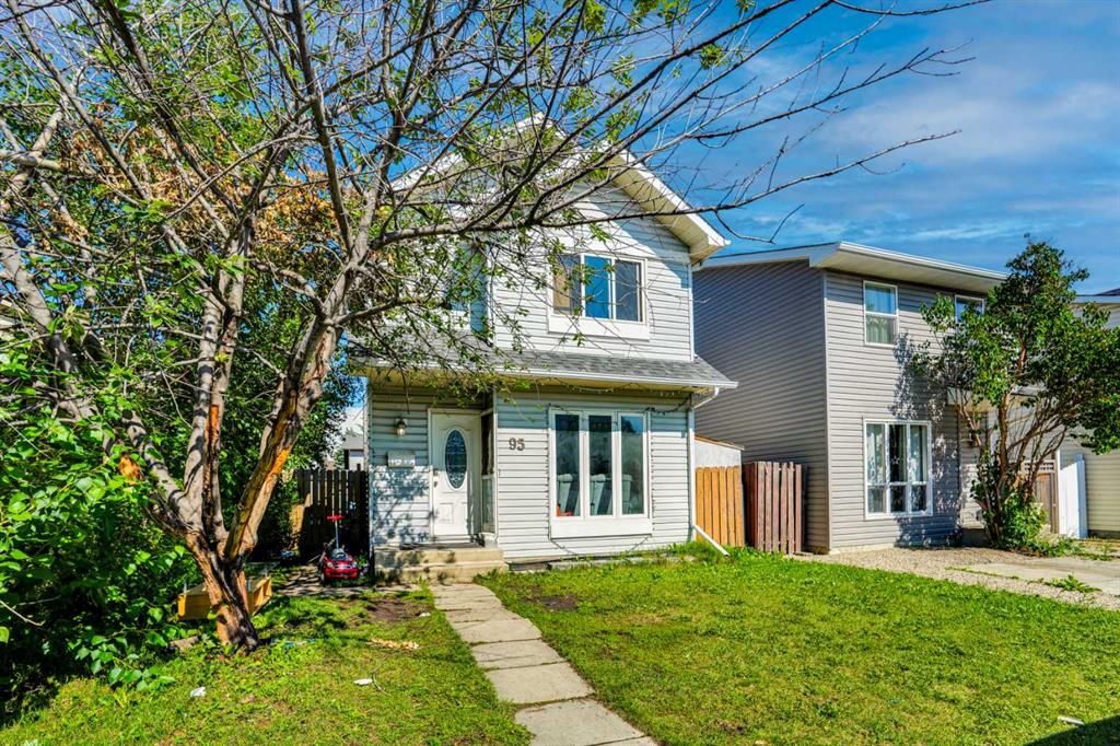 95 Castlegreen Close NE, Calgary, Alberta, T3J 1Y6