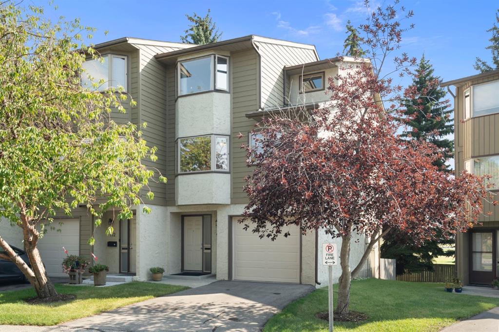 140 Glamis Terrace SW, Calgary, Alberta, T3E 6V3